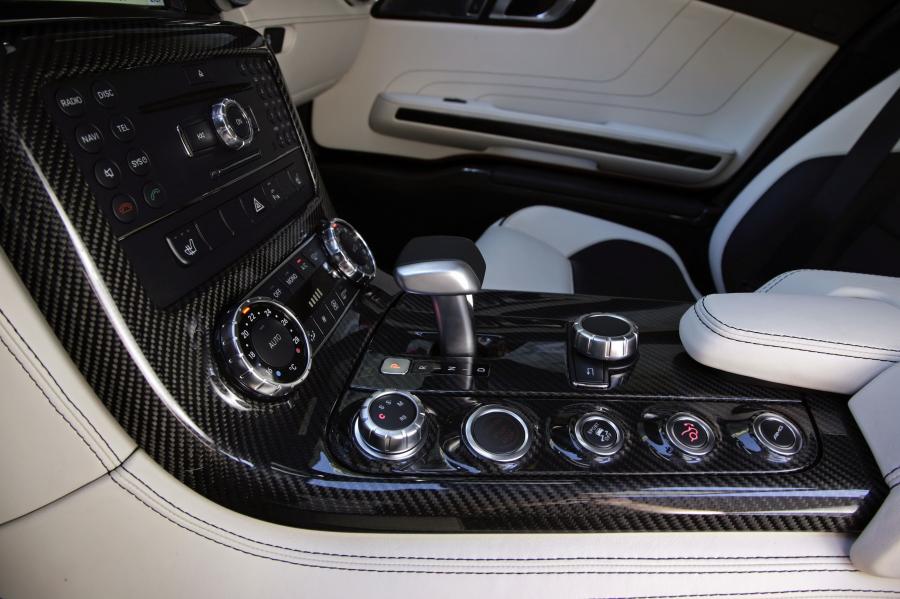  Mercedes-Benz SLS AMG 2010 года  (фото 481 из 526)